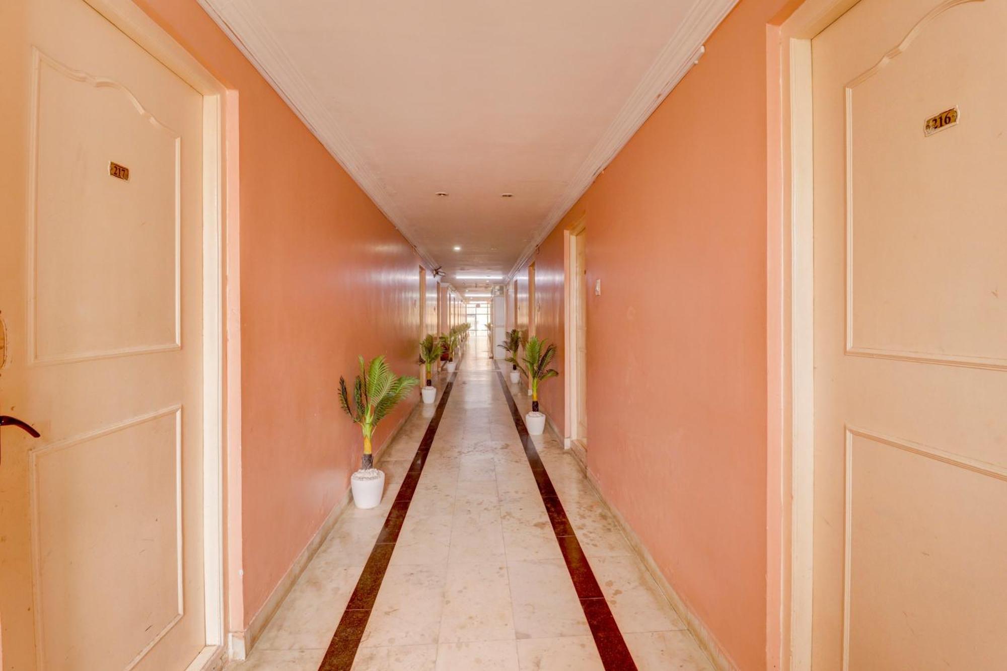 Collection O Royal Comfort بنغالور المظهر الخارجي الصورة
